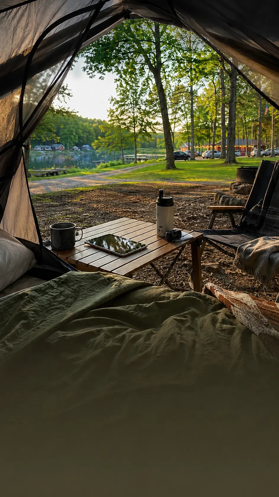 Outdoor weekend scene with shared Wi-Fi for camping, cabins, outdoor trips, and mobile days